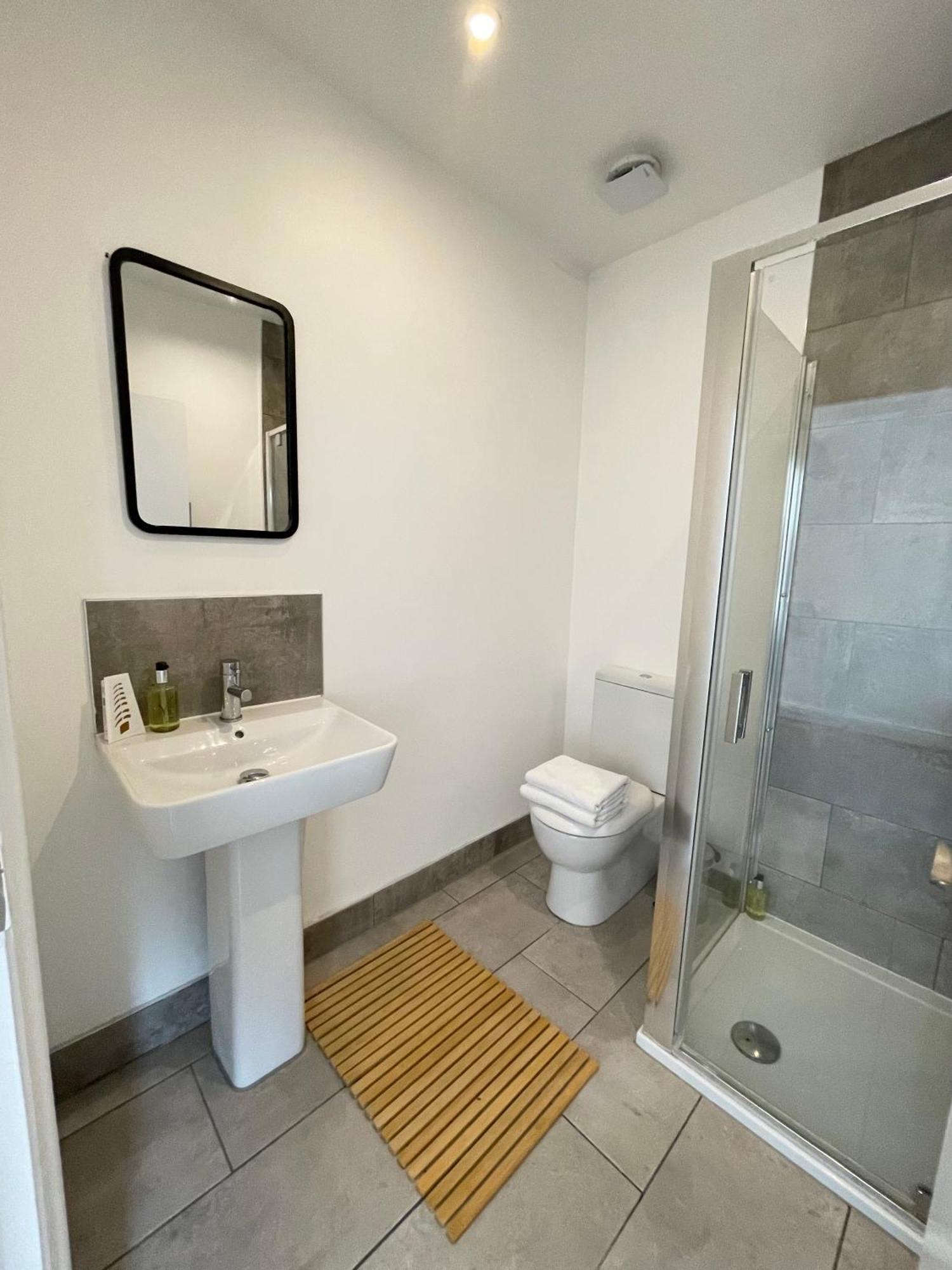 Victoria Maisonette Apartment London Exterior foto